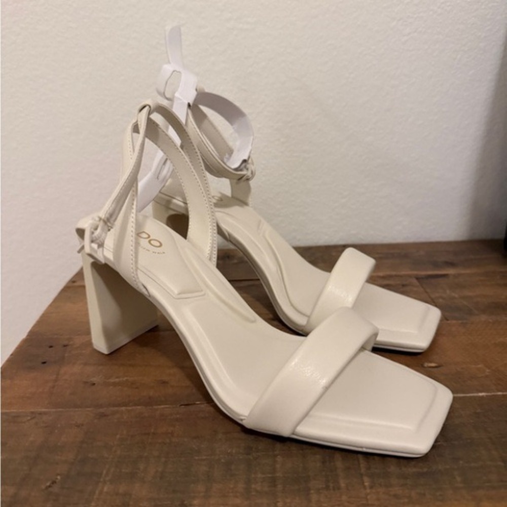 Elegant Cream Women's Heels